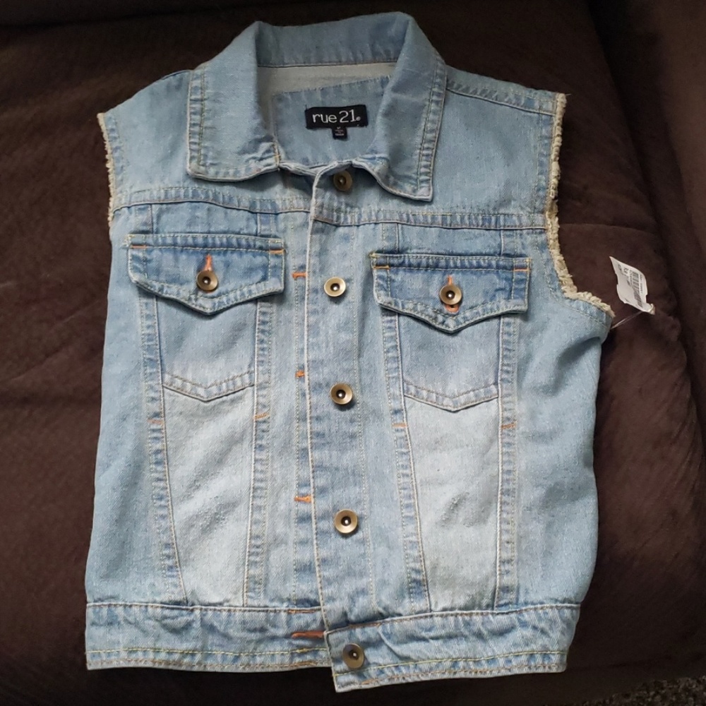 RUE 21 JEANS JACKET VEST